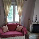 Aggelos House In * Kalamítsi