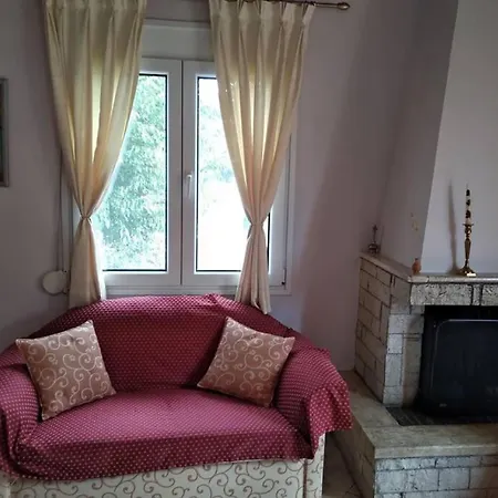Aggelos House In Kalamítsi