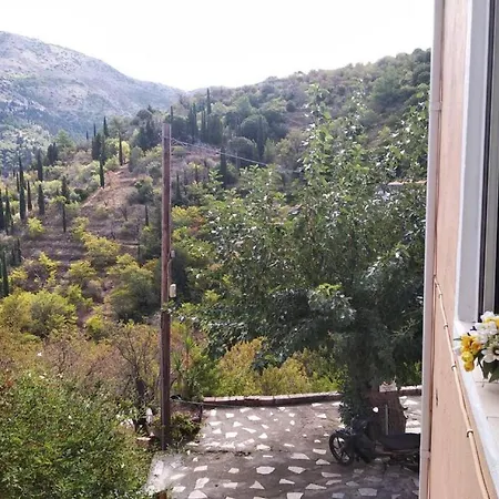Holiday home Aggelos House In