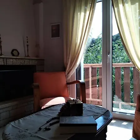 Aggelos House In