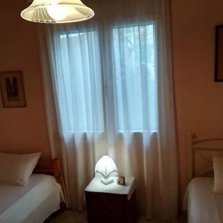 Aggelos House In Kalamíci