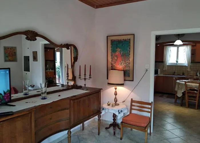 Aggelos House In