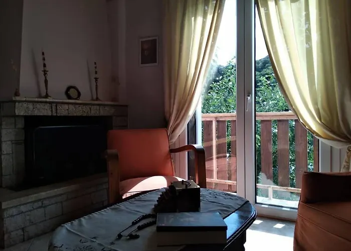 Aggelos House In